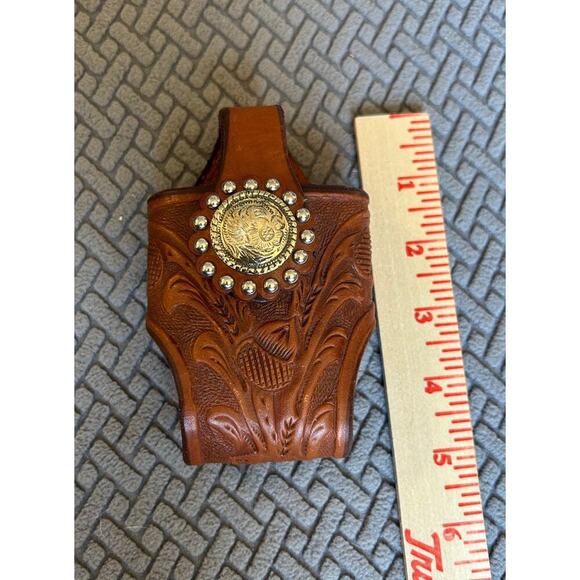 Tooled Leather Cell Phone Case With Silver Concho Montana Silversmiths Vintage - Picture 3 of 7